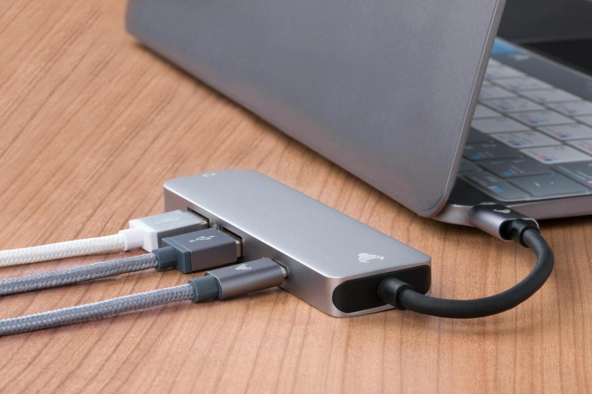 Choosing the Right USB-C Hub and Docking&nbsp;Station