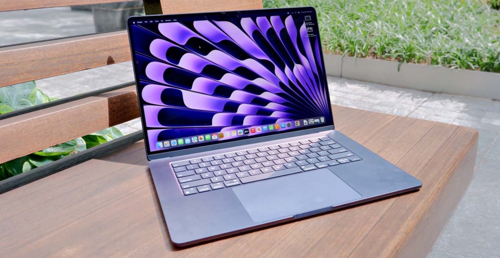 Apple-MacBook-Air-15
